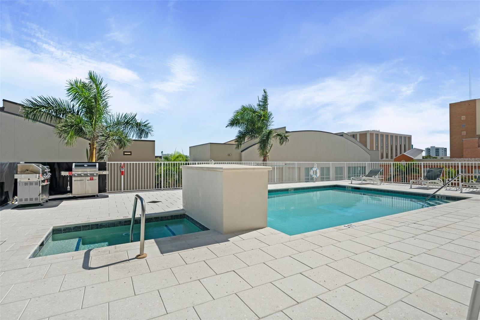 Image 51 of 71 For 1771 Ringling Boulevard 707