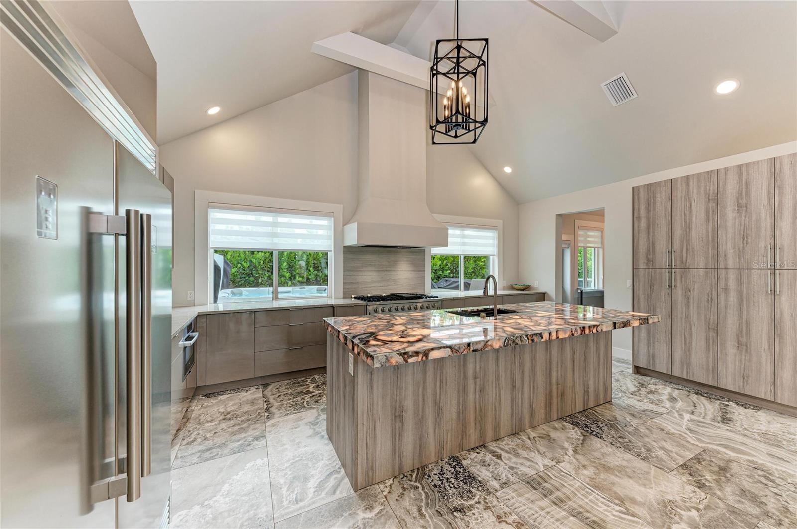 Image 18 of 63 For 2156 Orchid Street