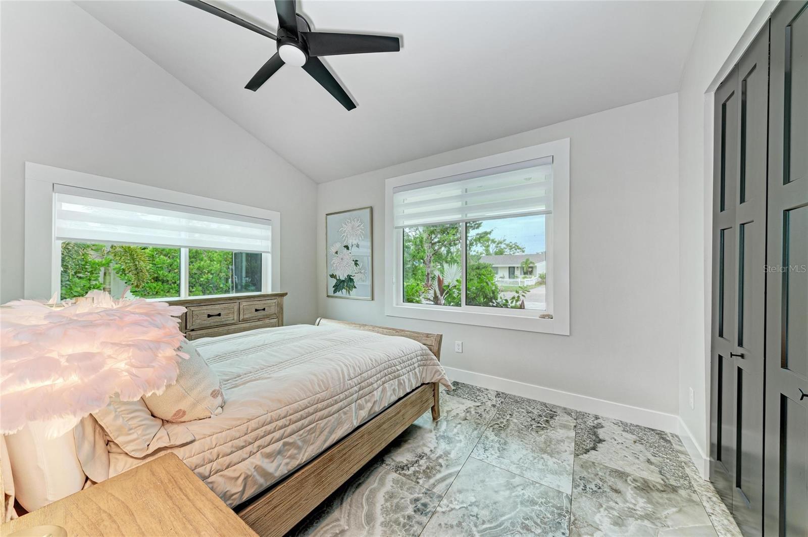 Image 38 of 63 For 2156 Orchid Street