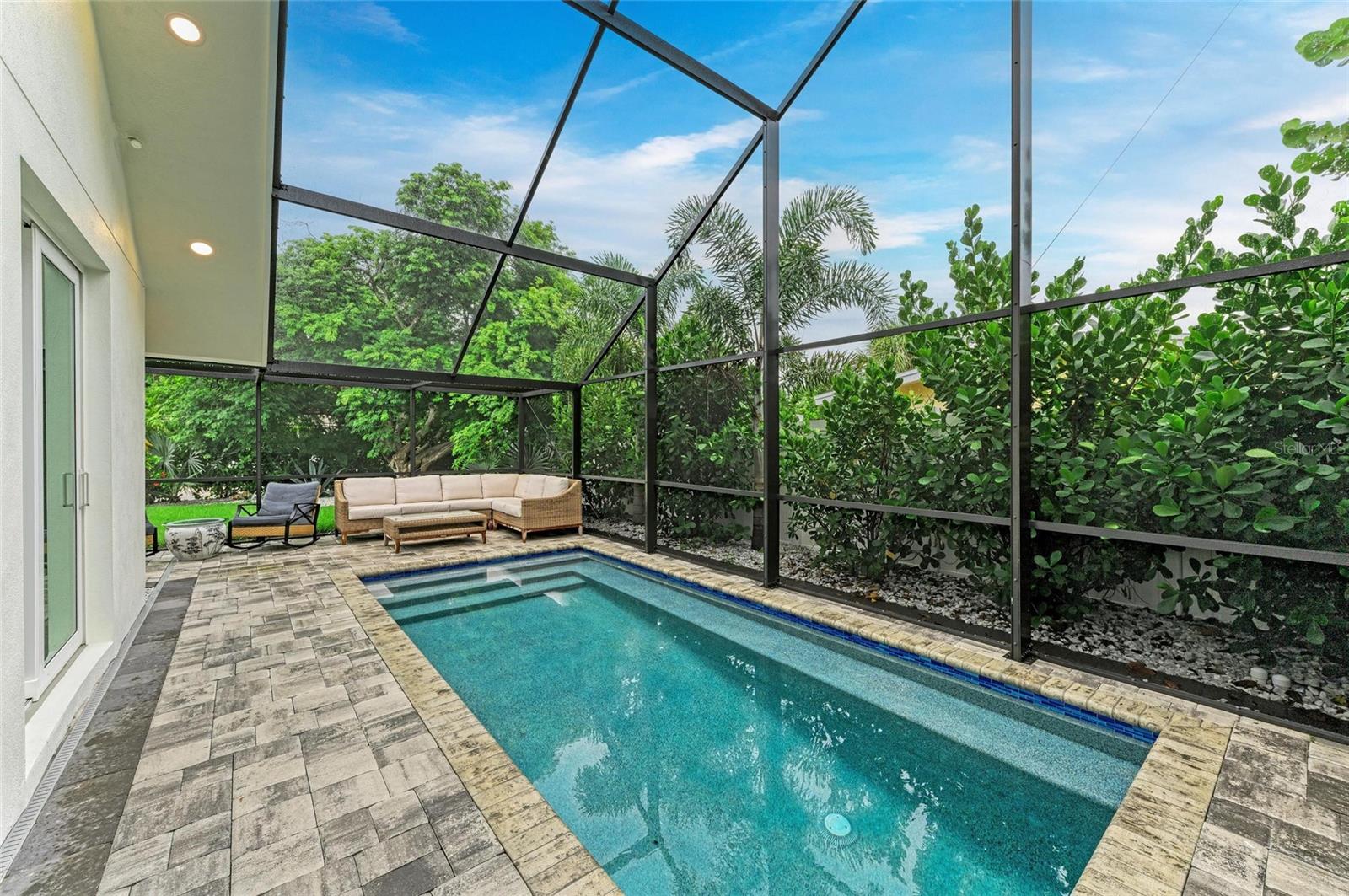 Image 47 of 63 For 2156 Orchid Street