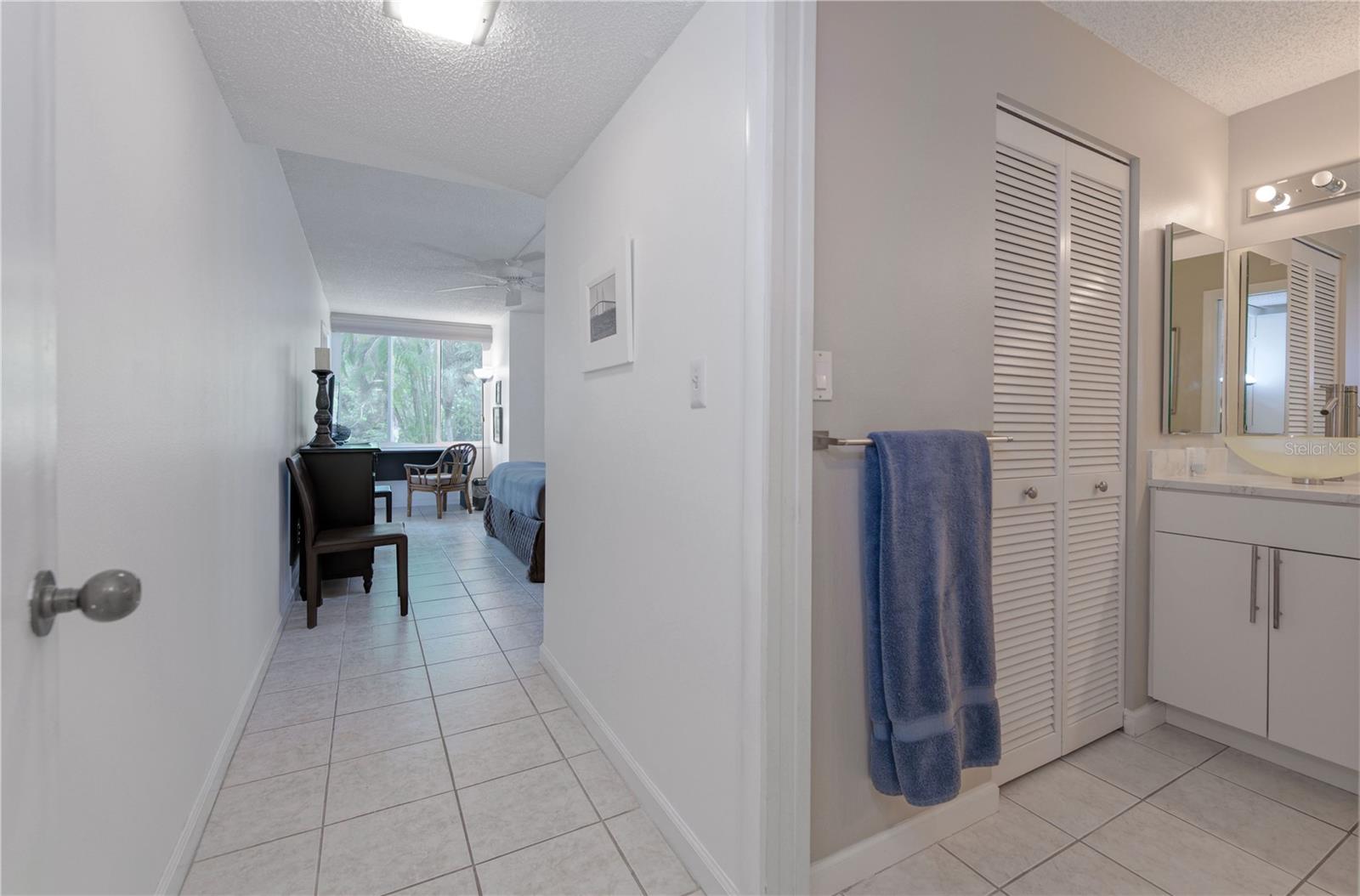 Image 25 of 35 For 842 Bayport Way 842