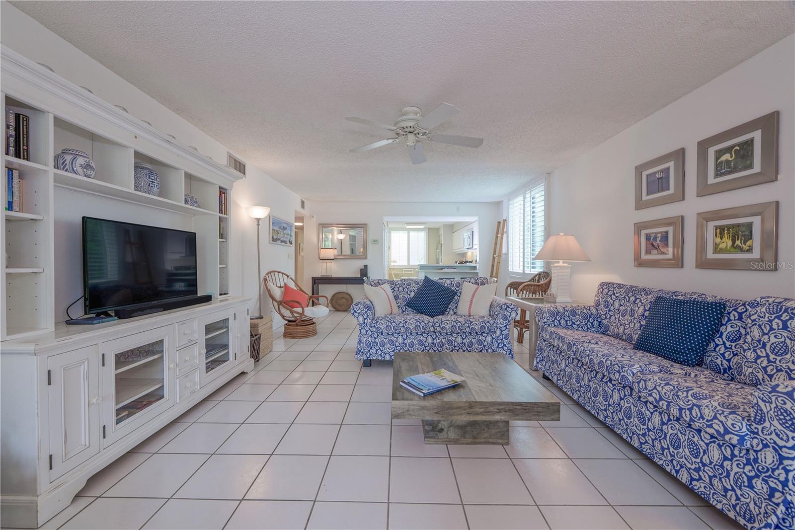 Image 7 of 35 For 842 Bayport Way 842