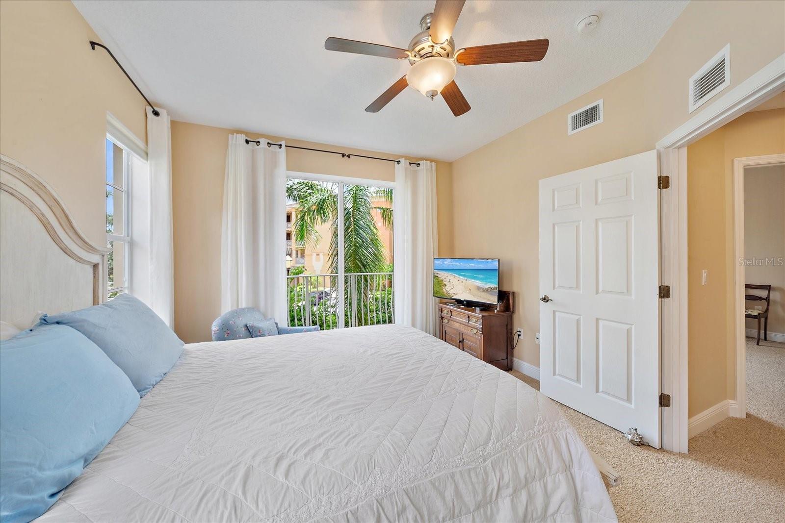 Image 34 of 64 For 6482 Watercrest Way 204