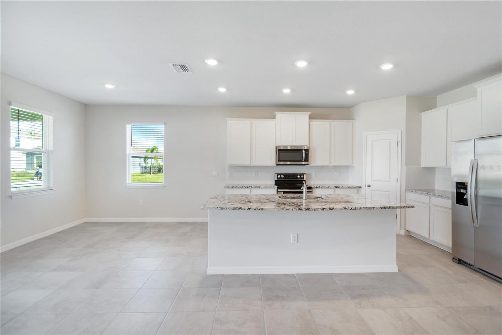 Image 10 of 54 For 604 160th Street E