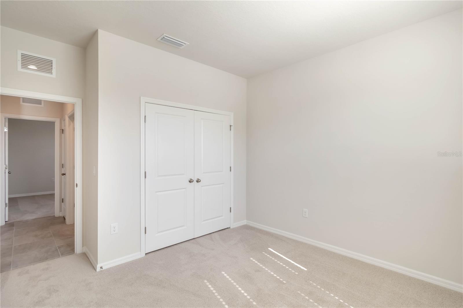 Image 28 of 54 For 604 160th Street E