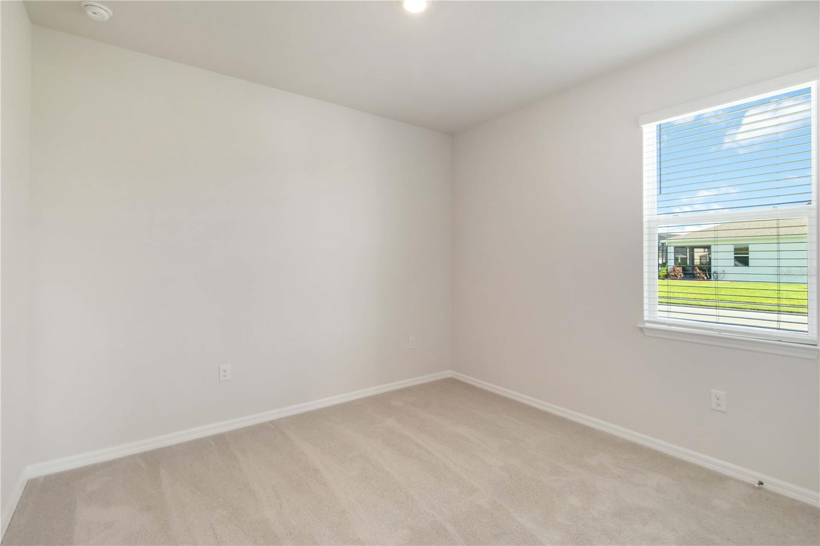 Image 31 of 54 For 604 160th Street E