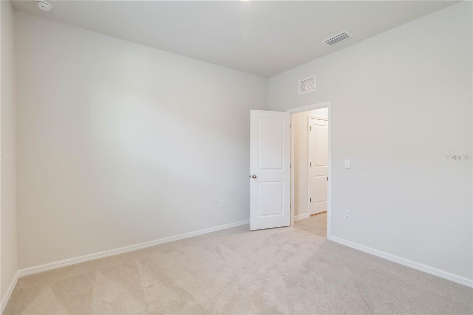 Image 35 of 54 For 604 160th Street E