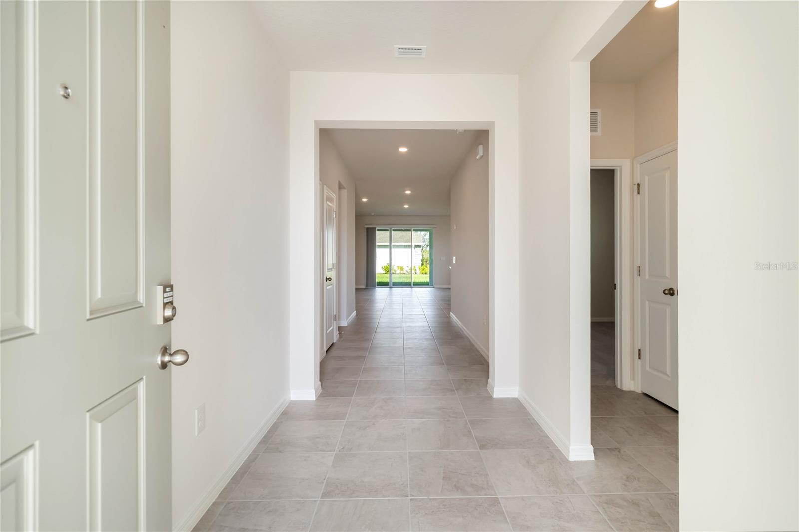 Image 5 of 54 For 604 160th Street E