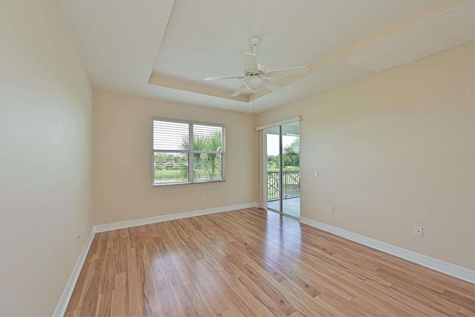 Image 13 of 46 For 9435 Discovery Terrace 202d