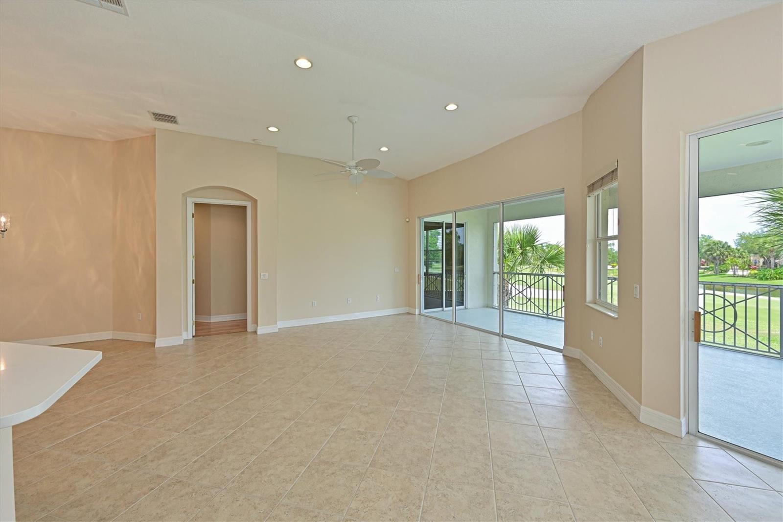 Image 15 of 46 For 9435 Discovery Terrace 202d