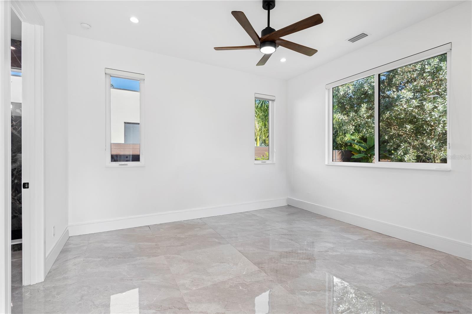 Image 18 of 23 For 2456 Missara Lane