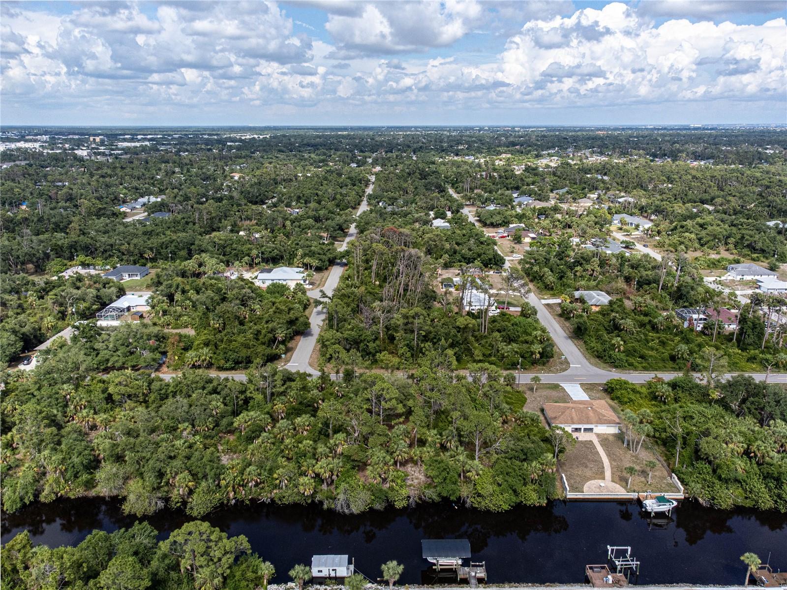 Image 5 of 18 For 2185 Cedarwood Street