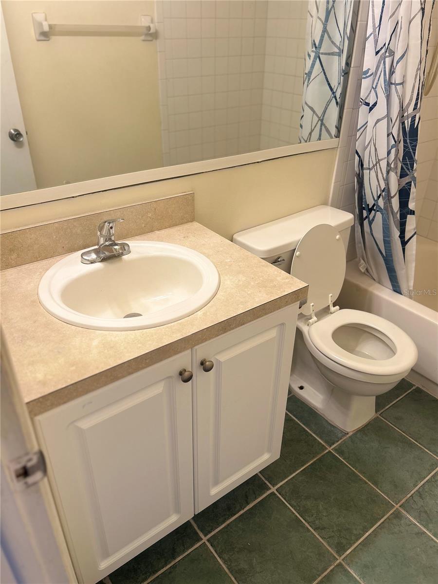 Image 4 of 13 For 2716 Hidden Lake Boulevard C
