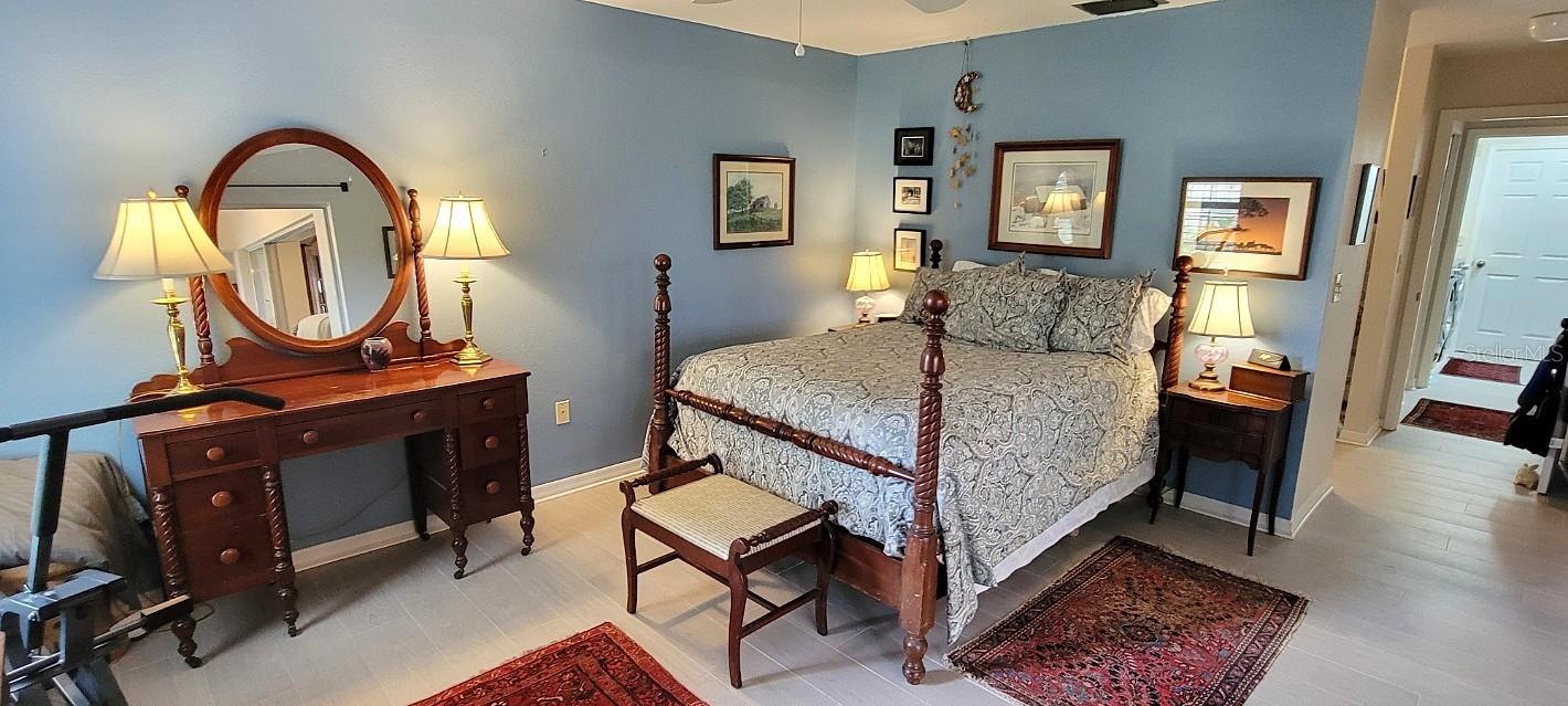 Image 13 of 27 For 3807 El Poinier Court 8714