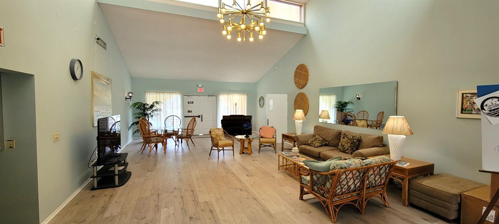 Image 22 of 27 For 3807 El Poinier Court 8714