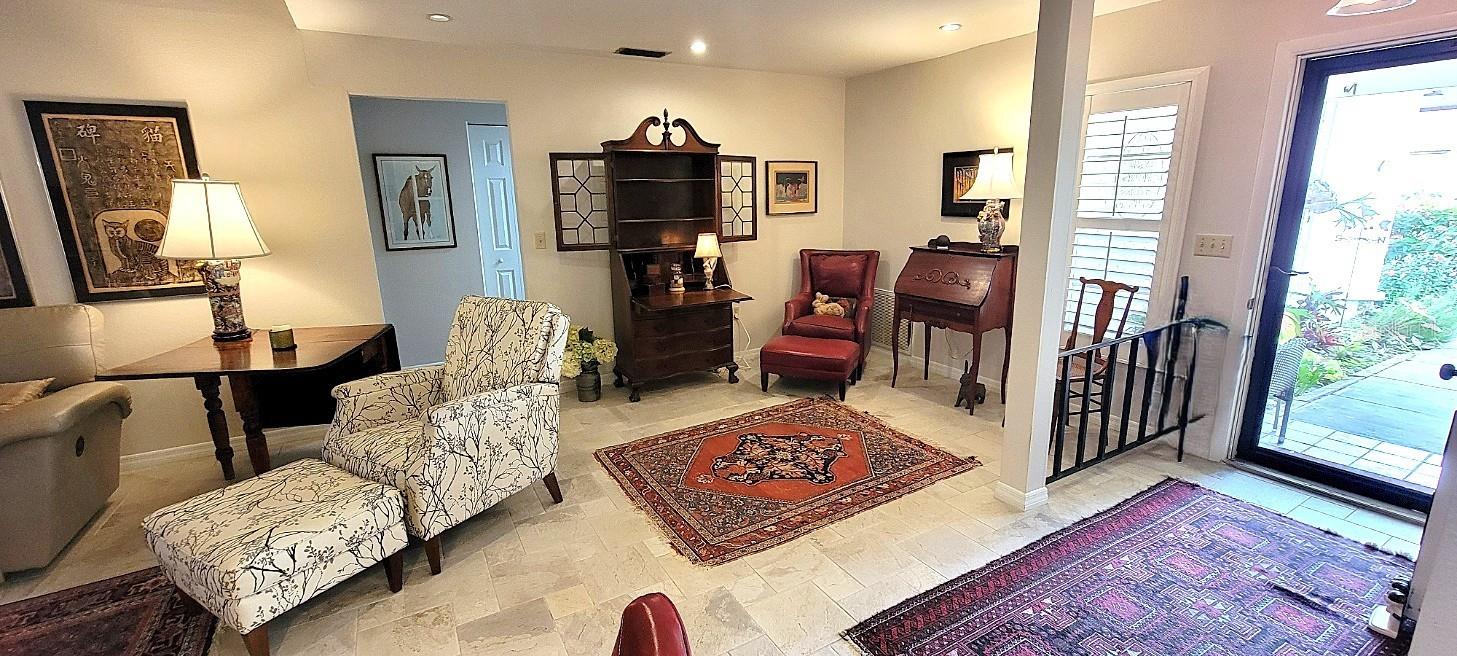 Image 4 of 27 For 3807 El Poinier Court 8714