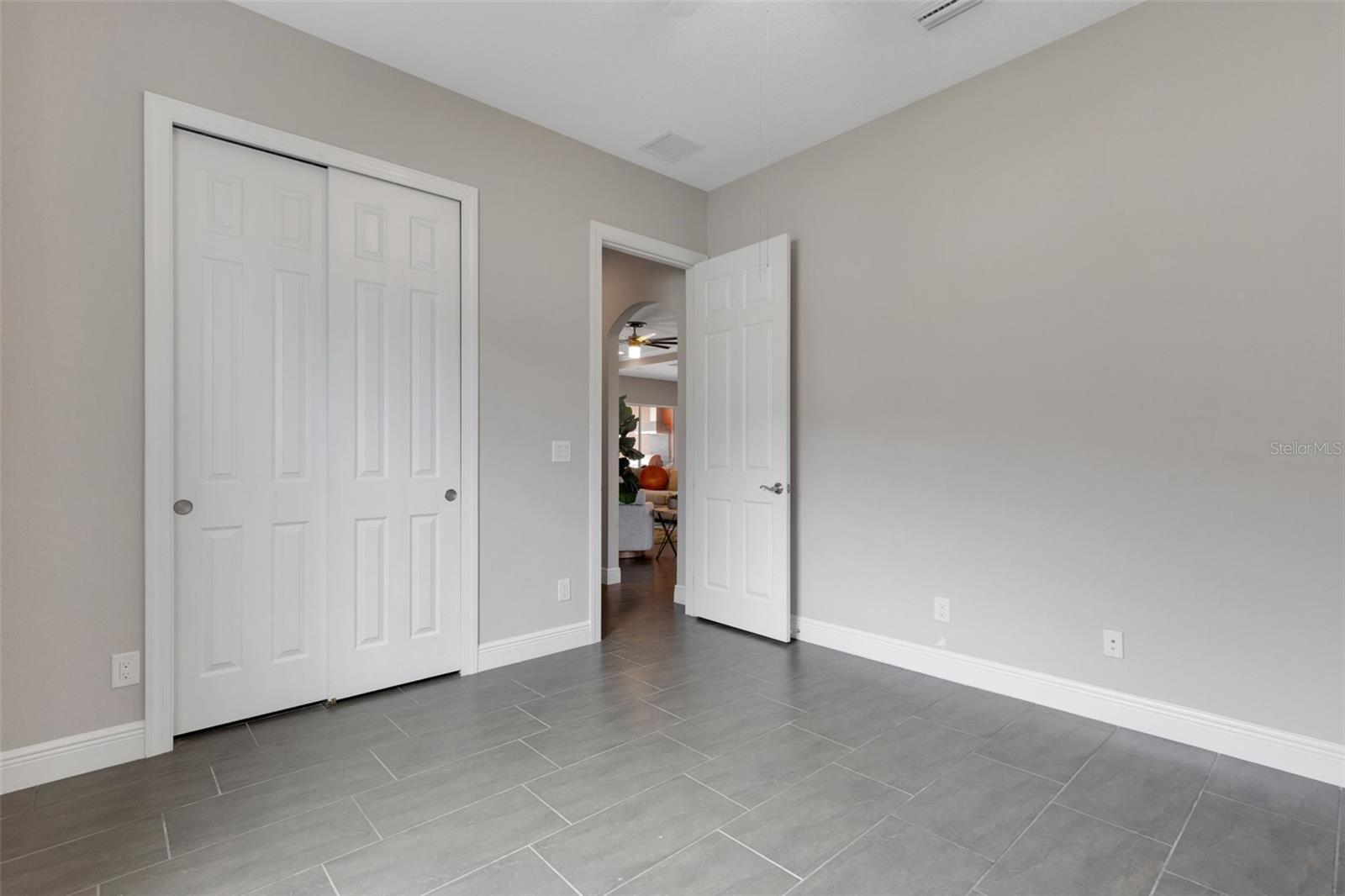 Image 41 of 74 For 5203 Lake Overlook Avenue