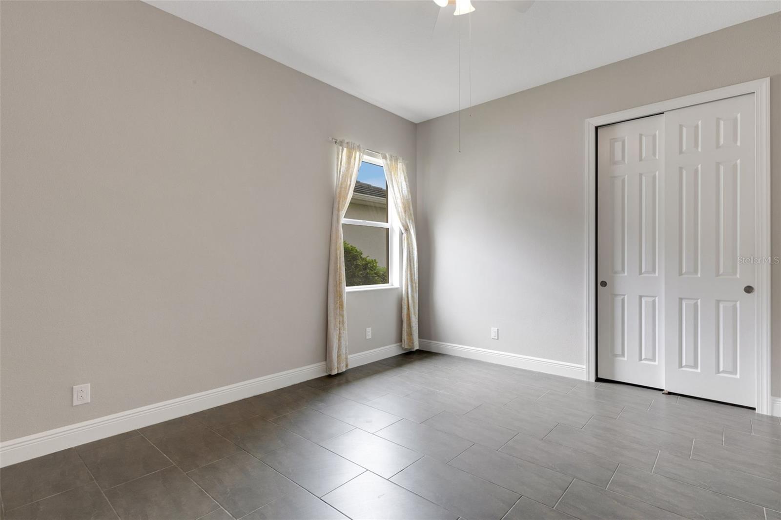 Image 45 of 74 For 5203 Lake Overlook Avenue