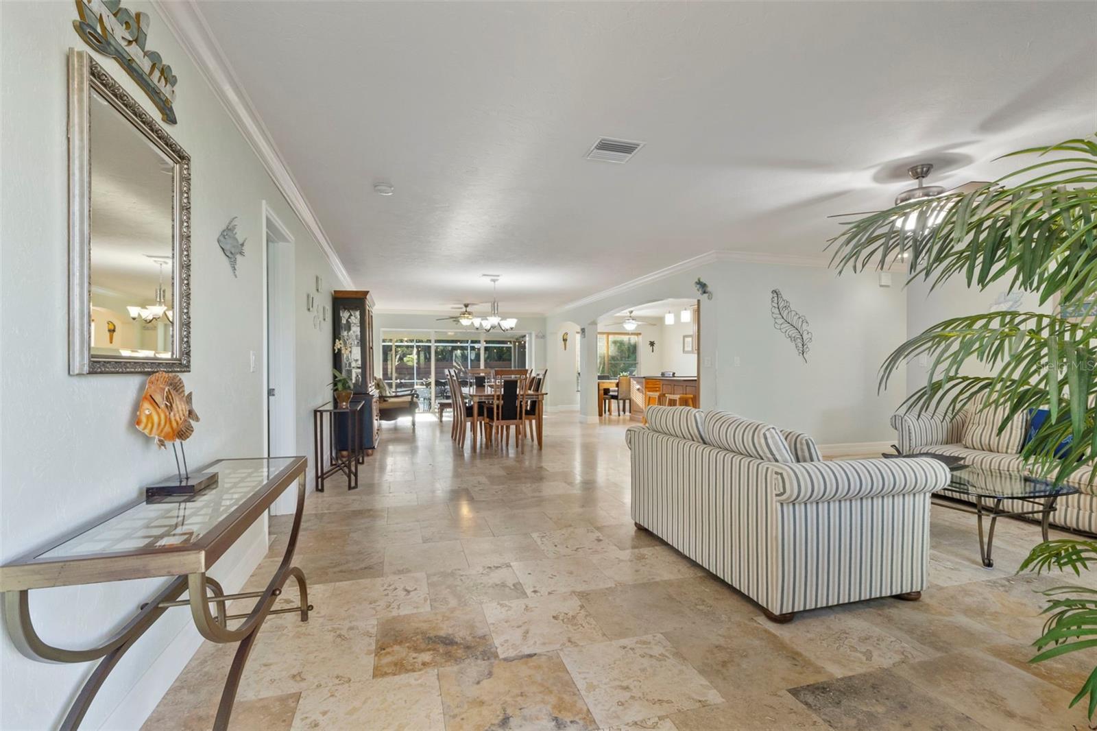 Image 13 of 64 For 6454 Beechwood Avenue