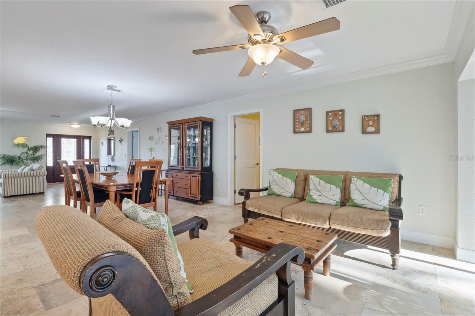 Image 16 of 64 For 6454 Beechwood Avenue