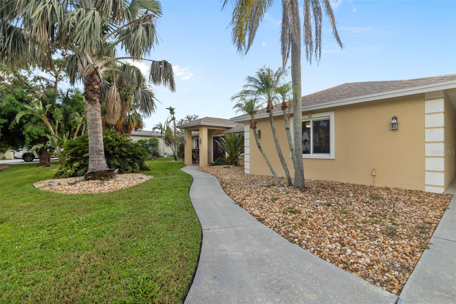 Image 6 of 64 For 6454 Beechwood Avenue