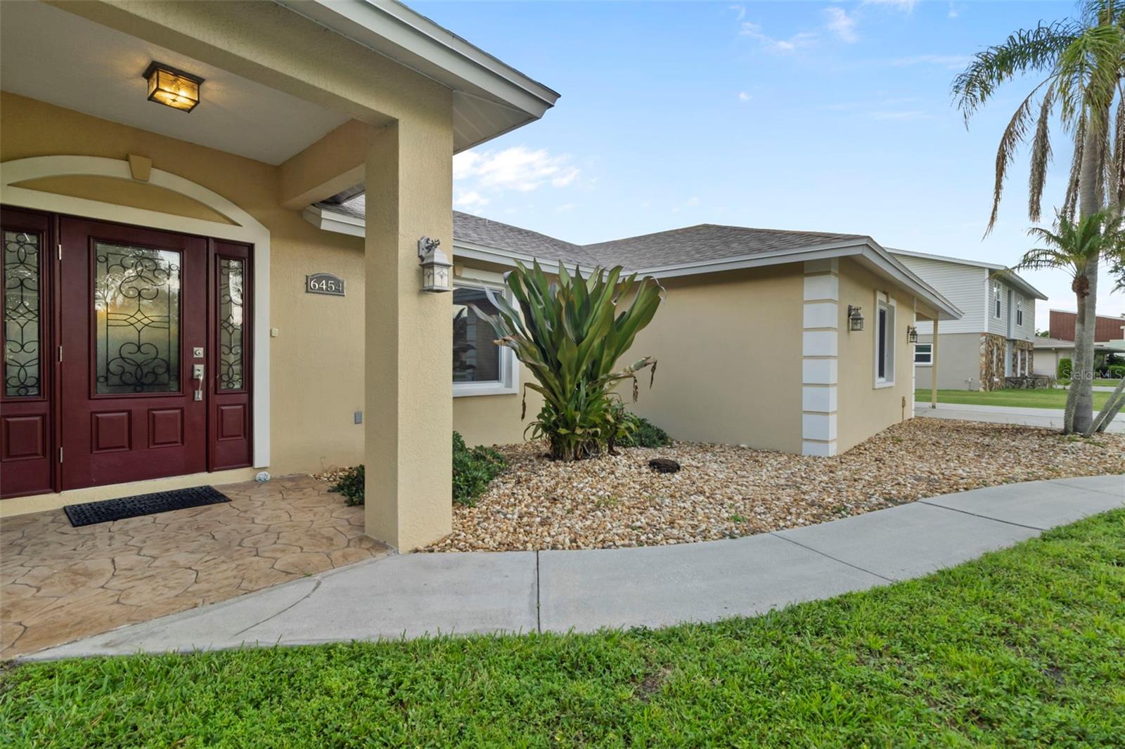 Image 8 of 64 For 6454 Beechwood Avenue