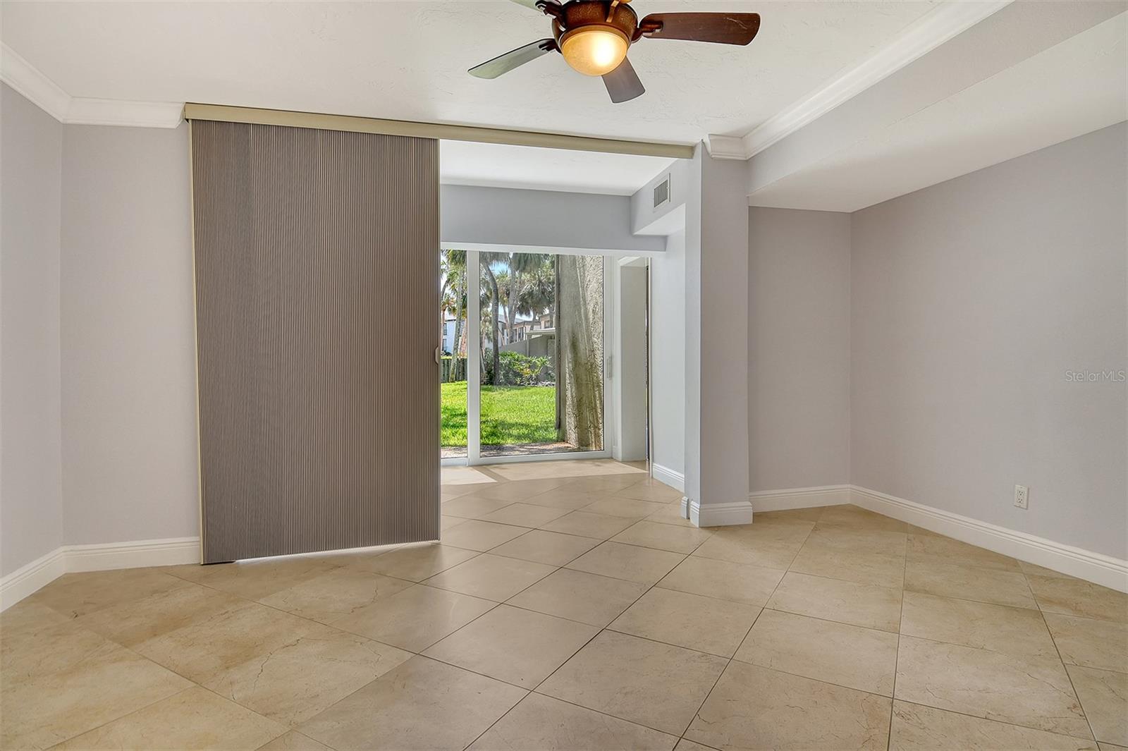 Image 20 of 48 For 5260 Gulf Of Mexico Drive 401