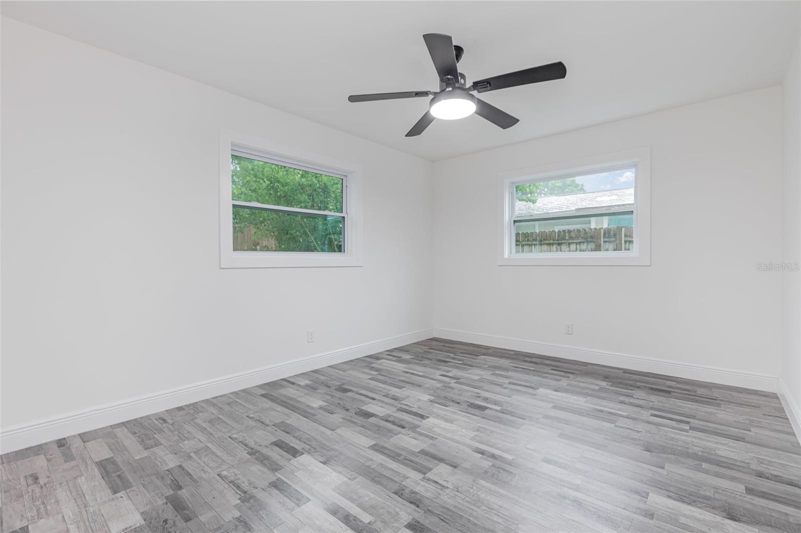 Image 9 of 20 For 2916 Hawthorne Street