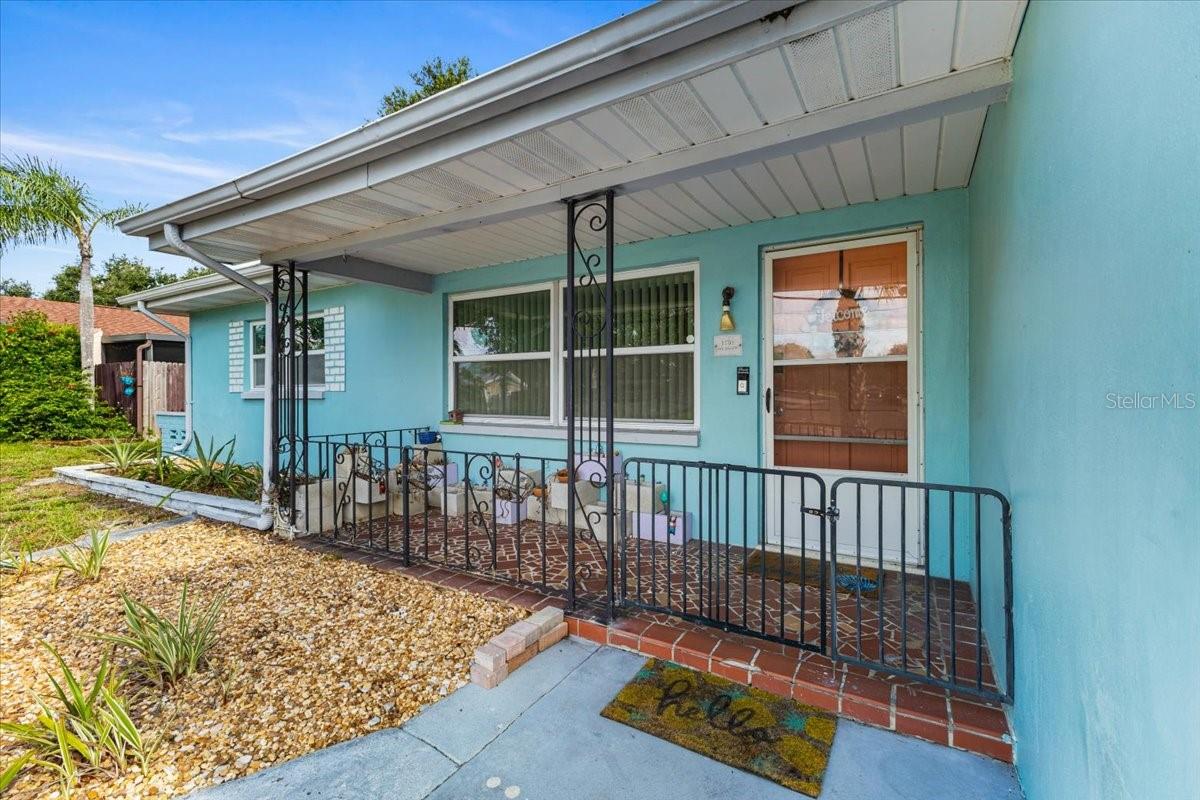 Image 4 of 32 For 1751 8th Avenue Sw