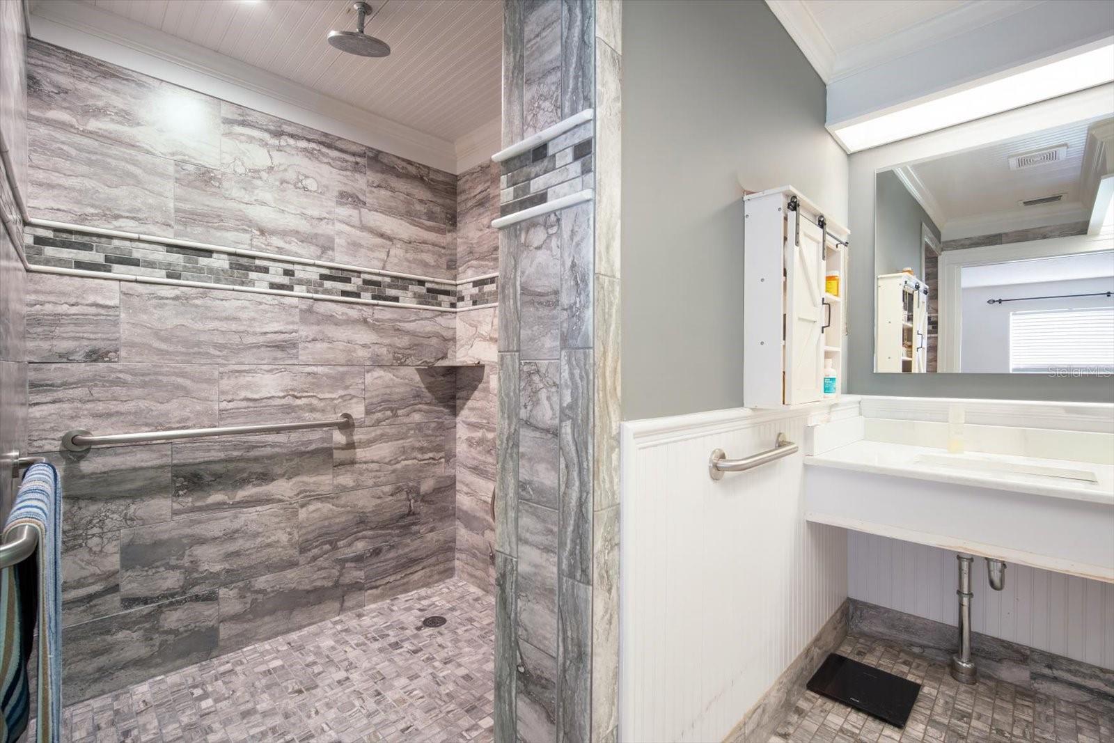 Image 13 of 30 For 115 29th Street Nw