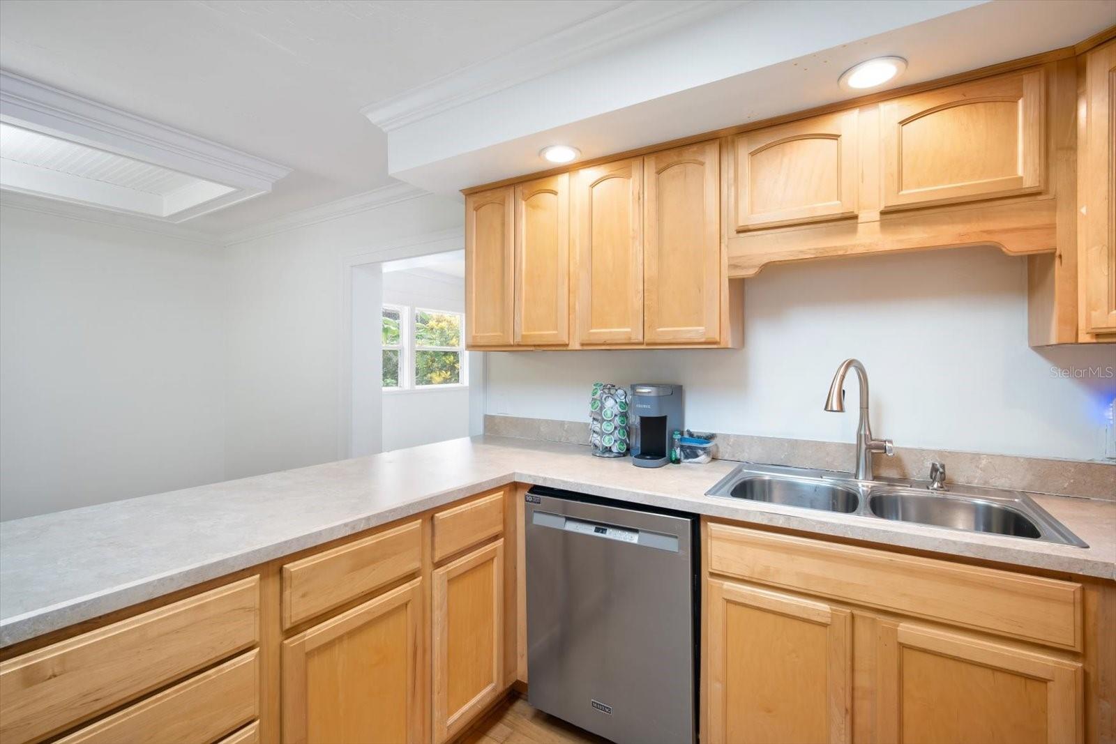 Image 19 of 30 For 115 29th Street Nw