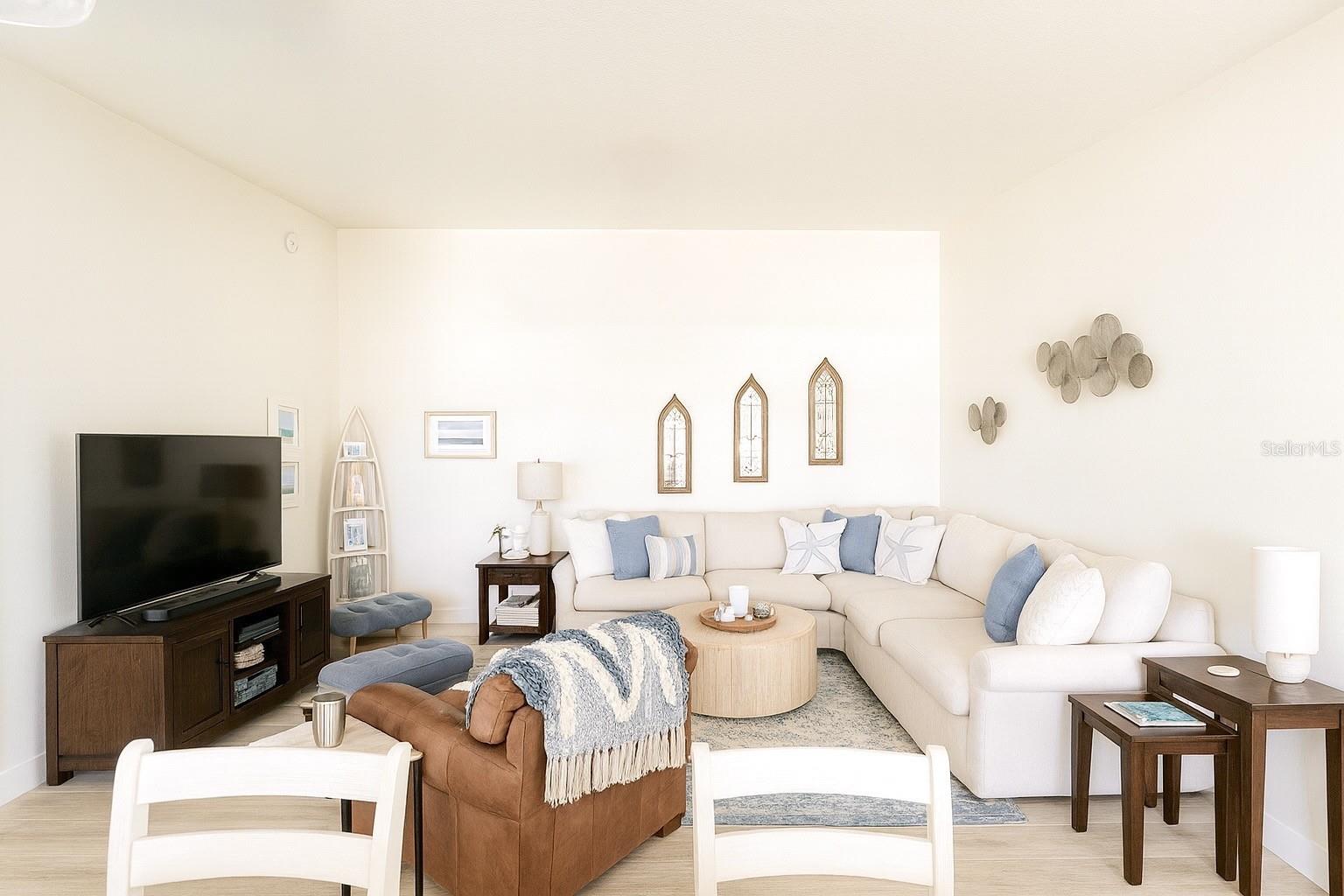 Image 2 of 16 For 7630 Pesaro Drive