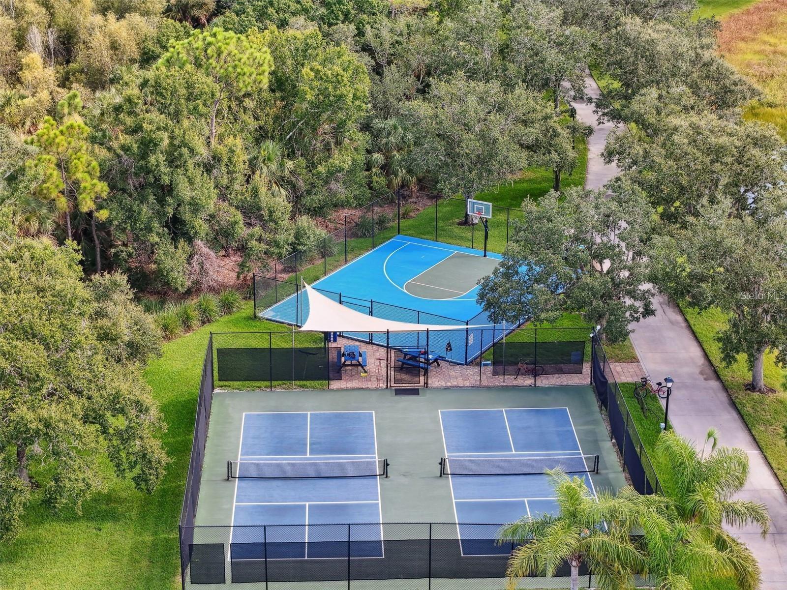 Image 8 of 16 For 7630 Pesaro Drive