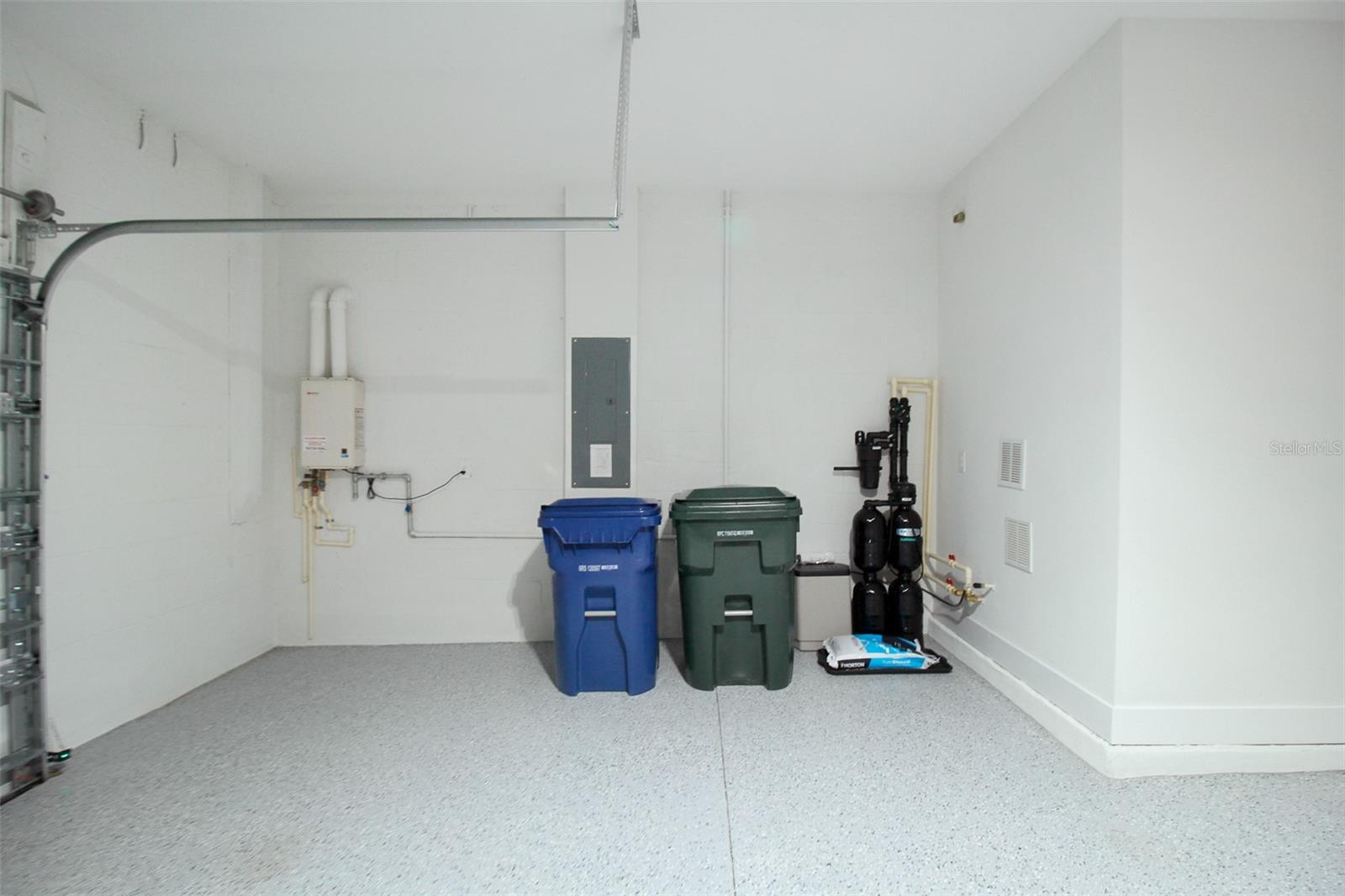 Image 11 of 32 For 1587 Springwell Lane