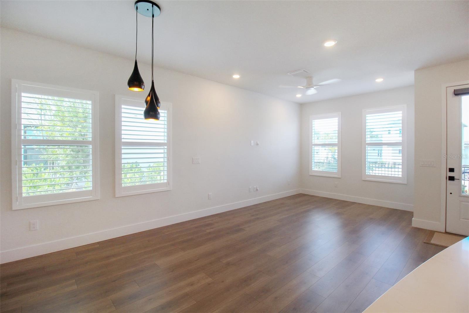 Image 9 of 32 For 1587 Springwell Lane