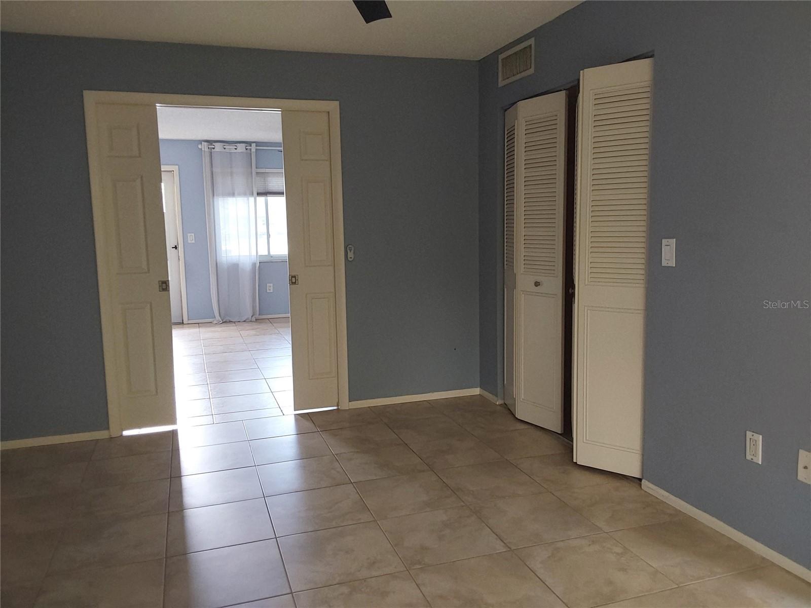 Image 18 of 31 For 4210 Ironwood Circle 107j