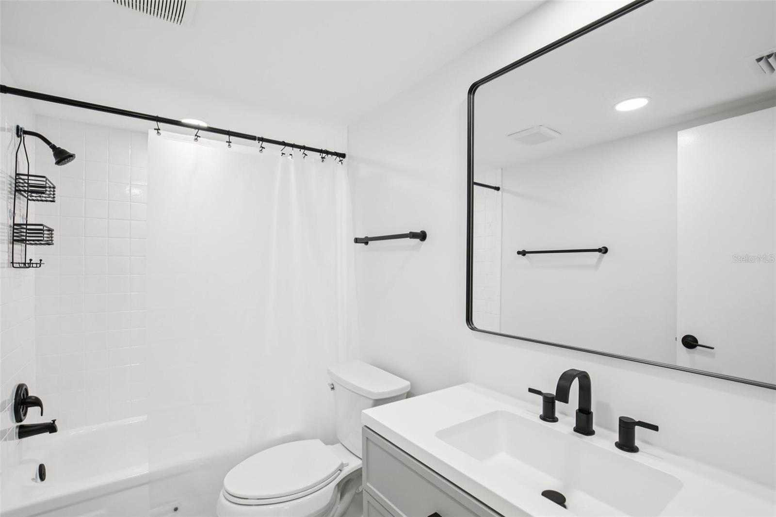 Image 12 of 28 For 4773 Village Gardens Drive 97