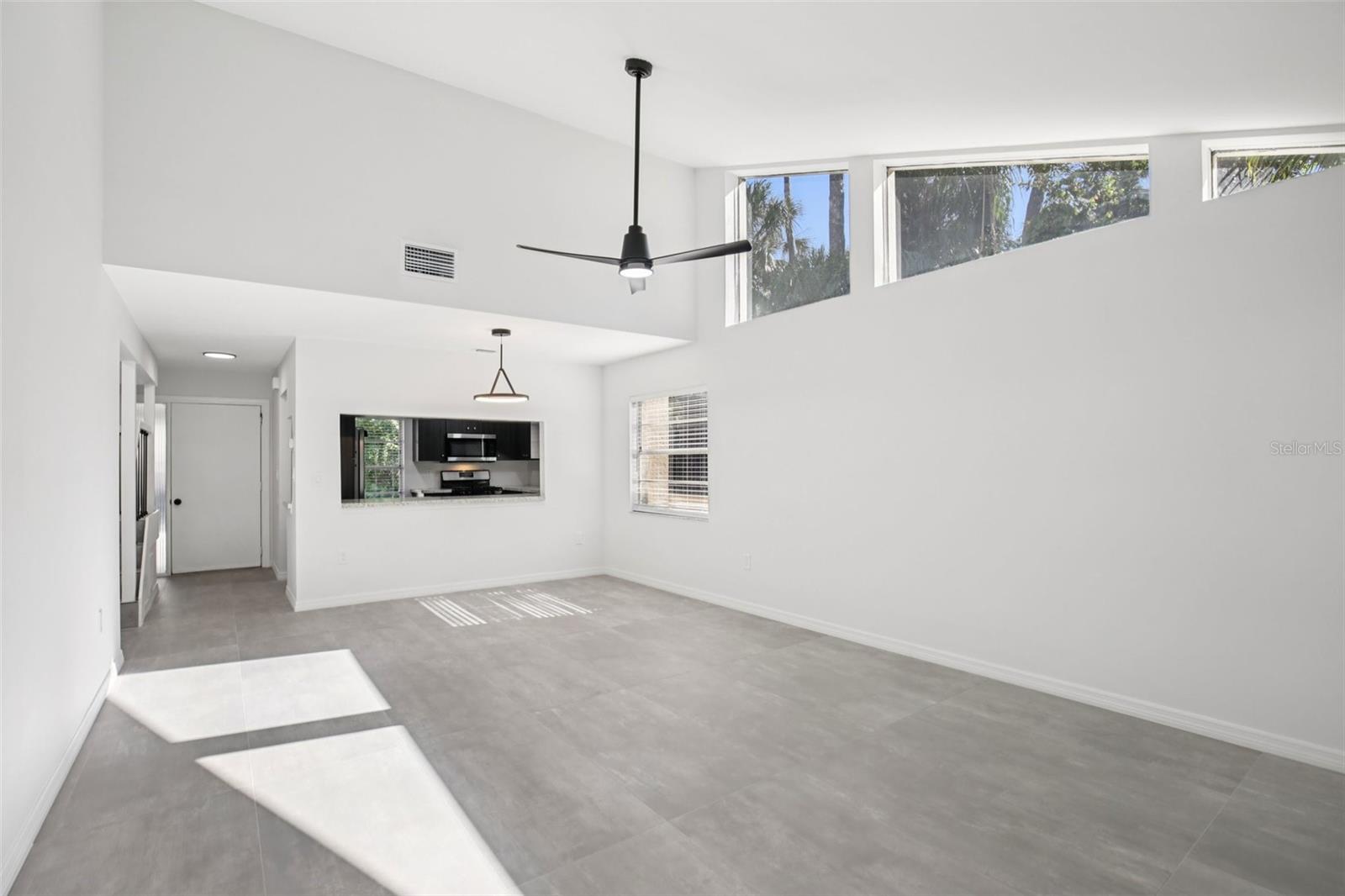 Image 5 of 28 For 4773 Village Gardens Drive 97