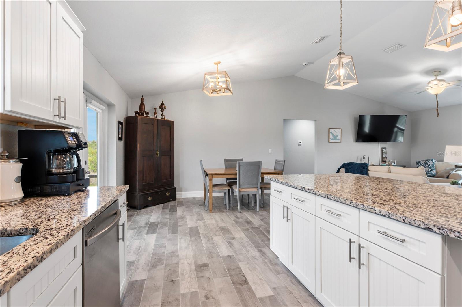 Image 10 of 31 For 9601 Calumet Boulevard