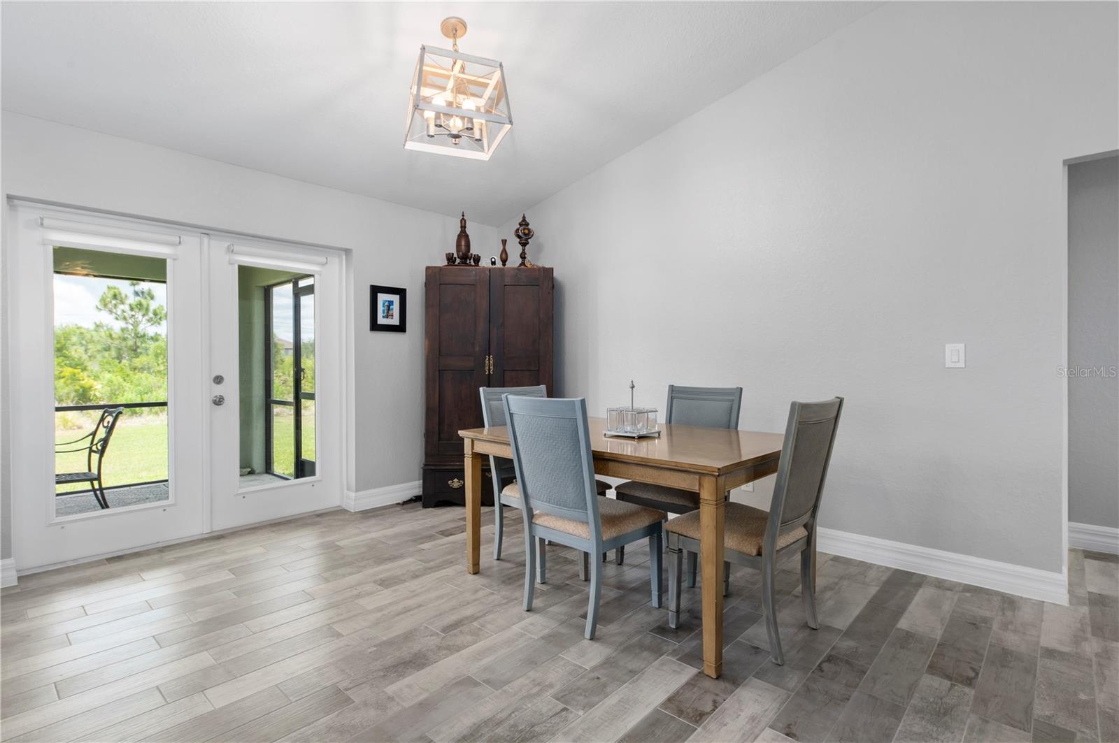Image 11 of 31 For 9601 Calumet Boulevard