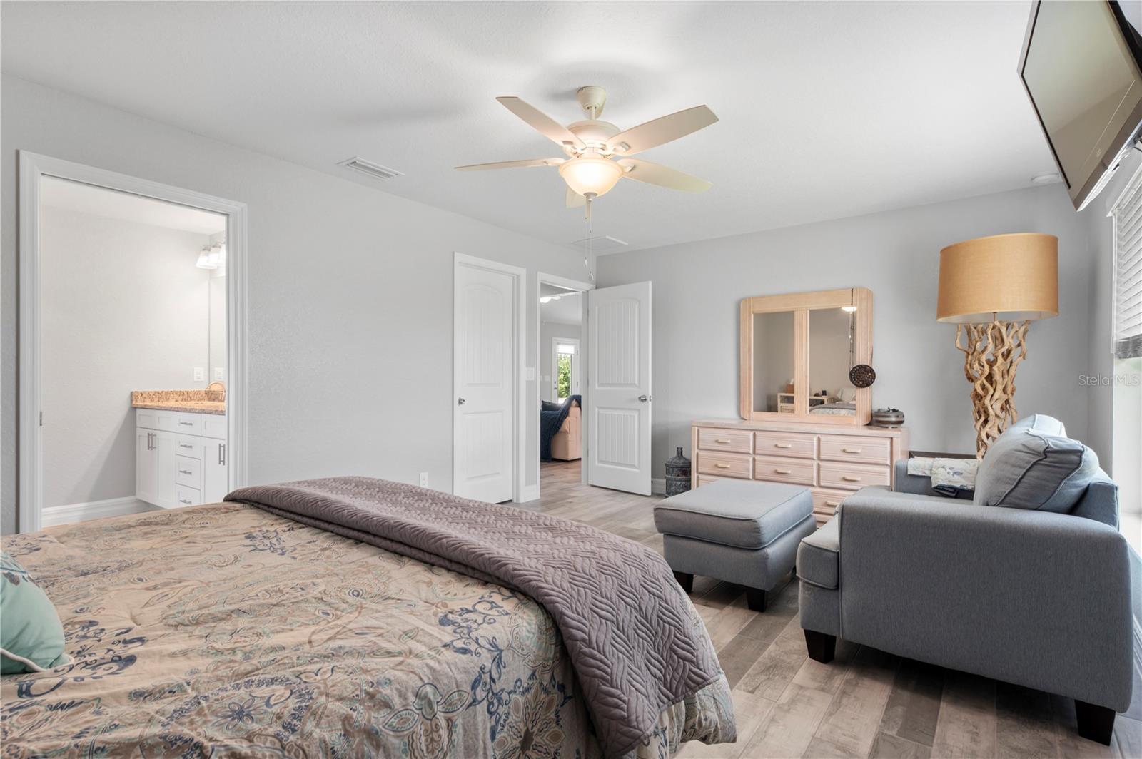 Image 17 of 31 For 9601 Calumet Boulevard