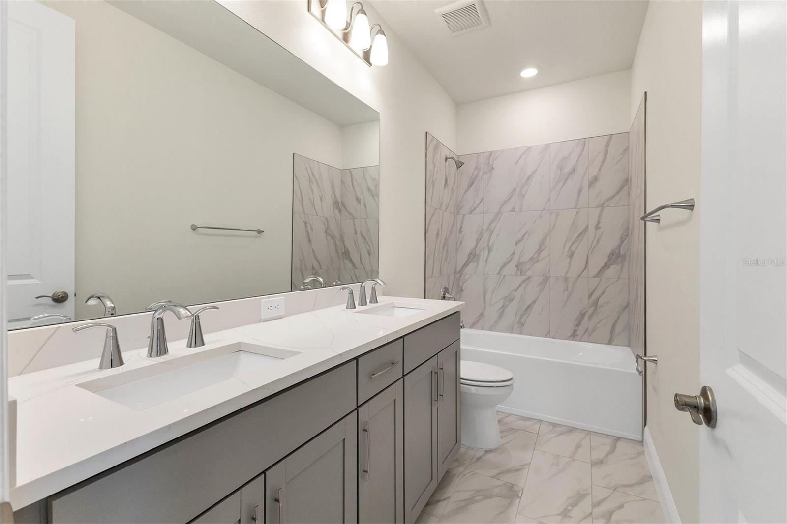 Image 23 of 49 For 9043 Duany Lane