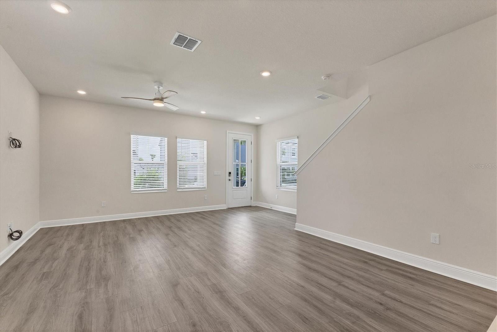 Image 6 of 49 For 9043 Duany Lane