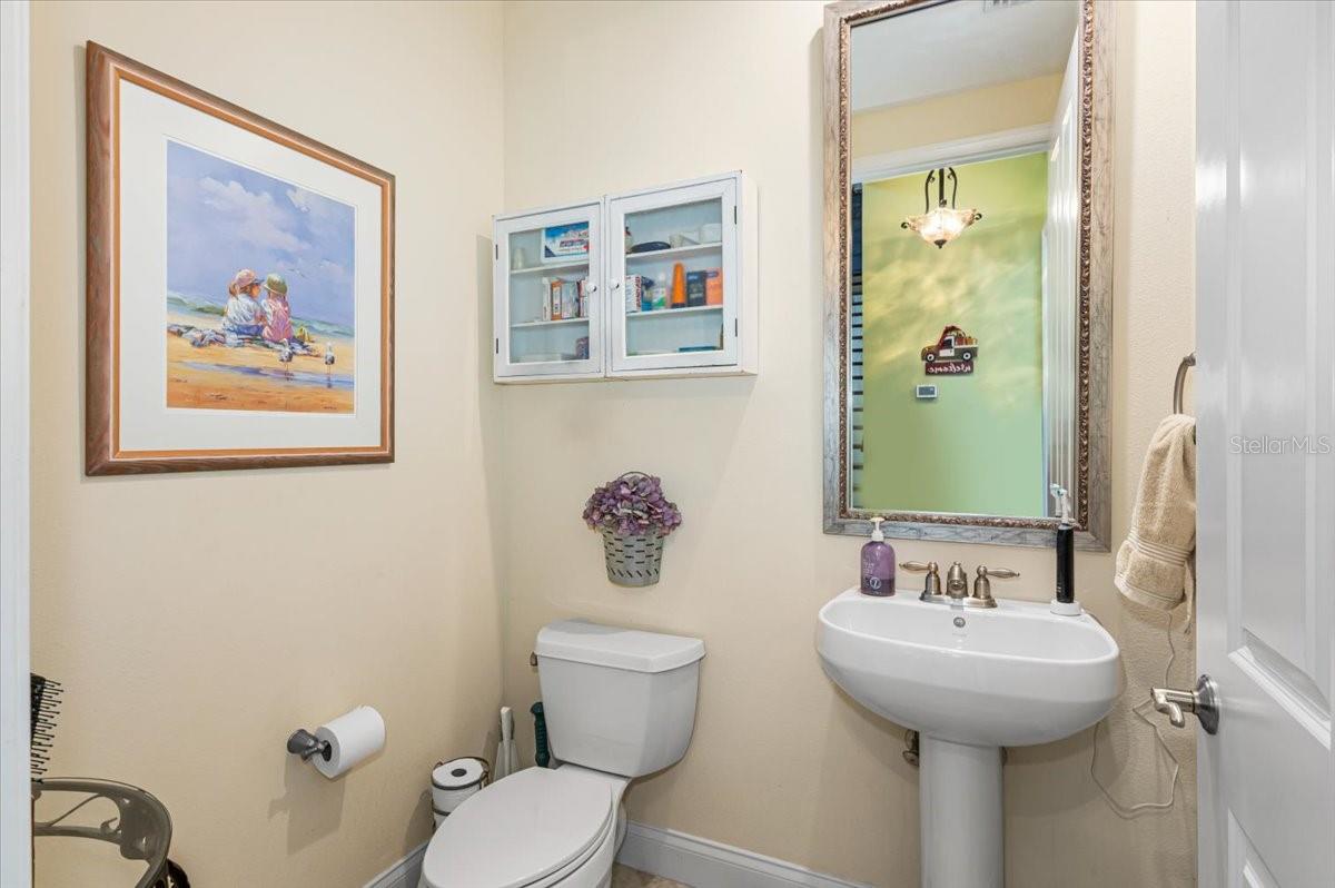 Image 24 of 64 For 6108 27th Street E