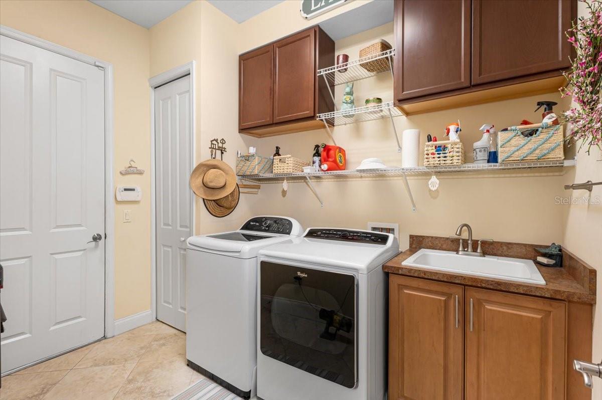 Image 25 of 64 For 6108 27th Street E