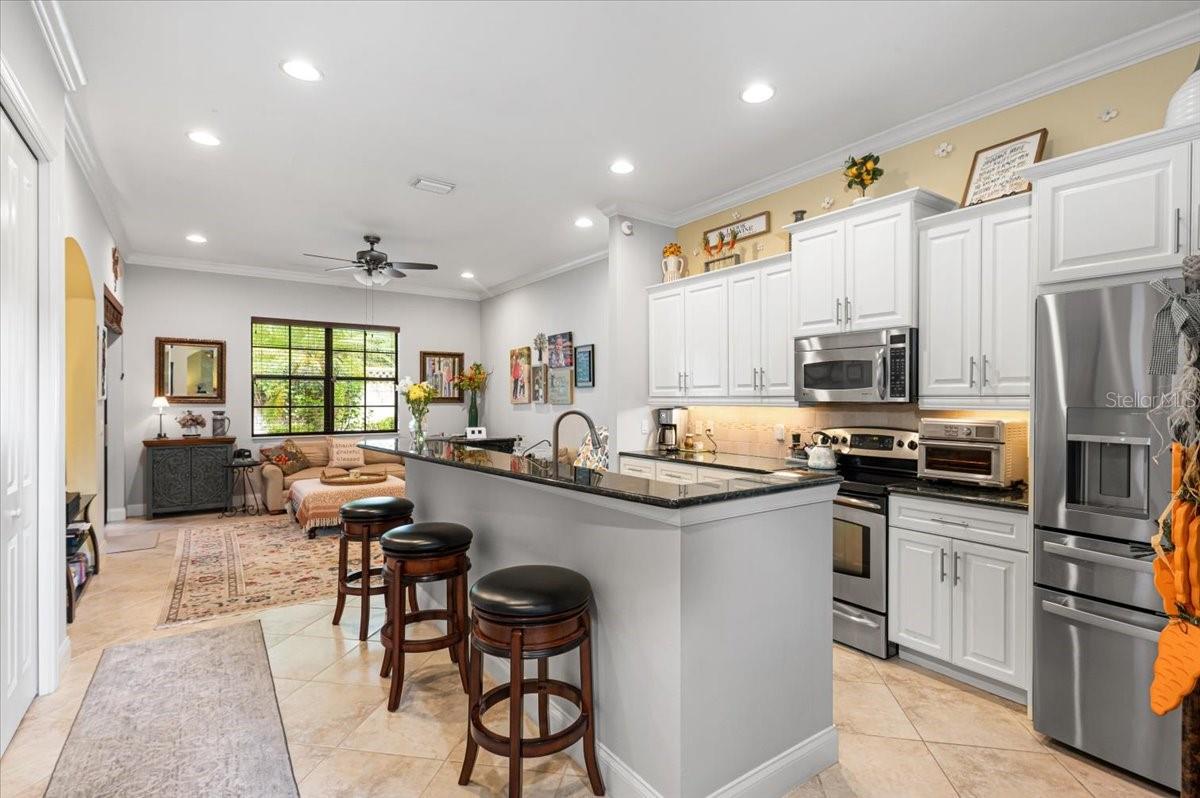 Image 4 of 64 For 6108 27th Street E