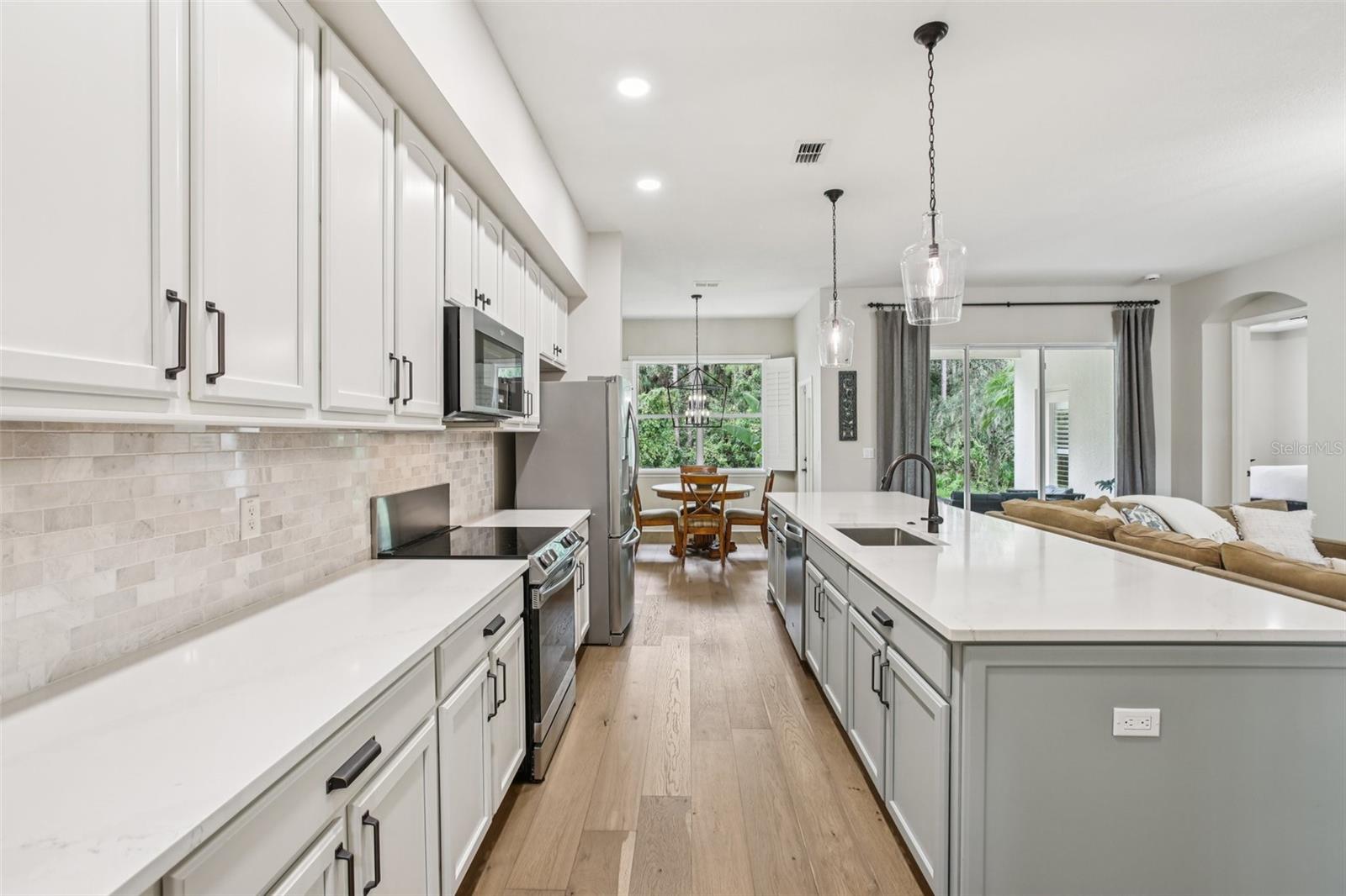 Image 20 of 61 For 3500 Grassglen Place