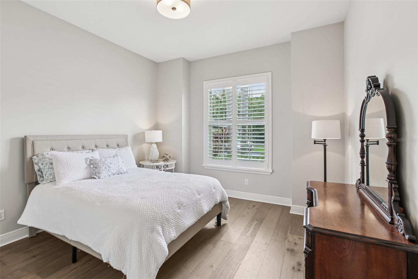 Image 23 of 61 For 3500 Grassglen Place