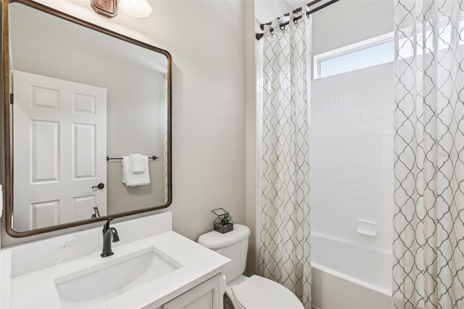 Image 33 of 61 For 3500 Grassglen Place