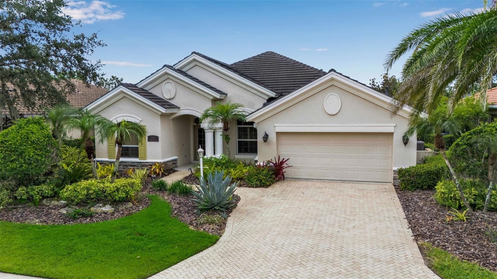 Details for 6586 Waters Edge Way, LAKEWOOD RANCH, FL 34202
